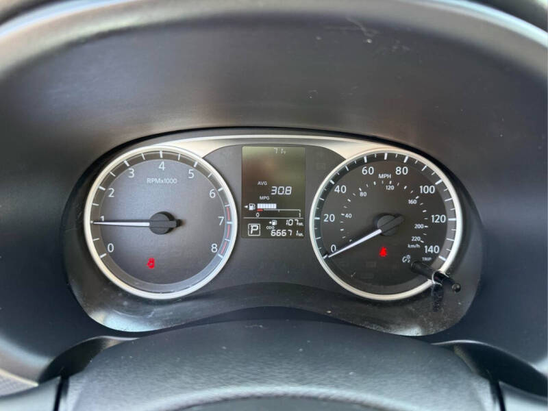 2023 Nissan Kicks S