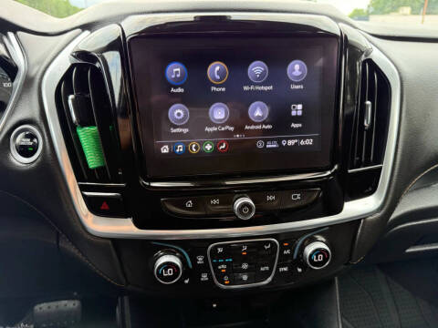 2020 Chevrolet Traverse LT Cloth