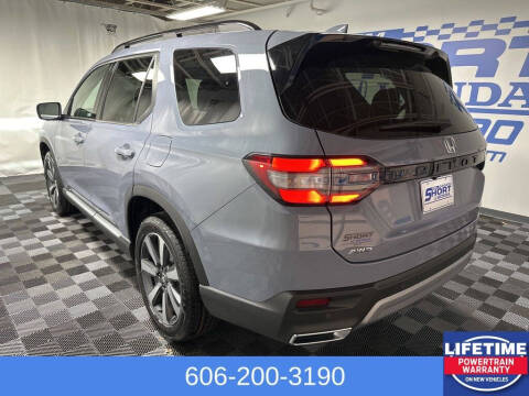 2025 Honda Pilot Touring