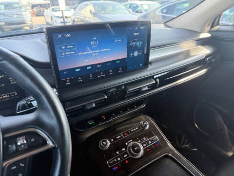 2022 Lincoln Nautilus Standard