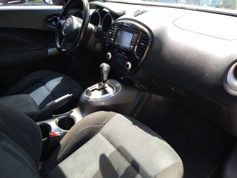 2015 Nissan JUKE SV