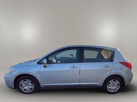 2010 Nissan Versa 1.8 S
