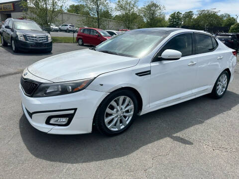 2015 Kia Optima for sale at Diana Rico LLC in Dalton GA