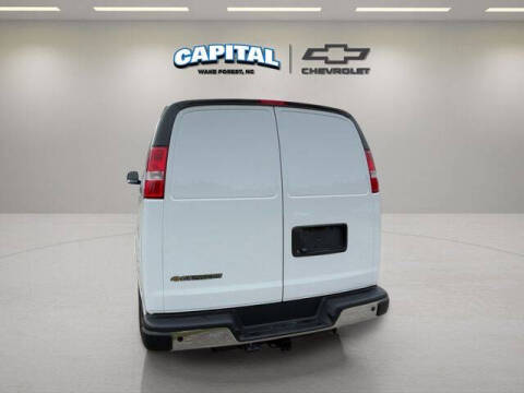 2025 Chevrolet Express 2500