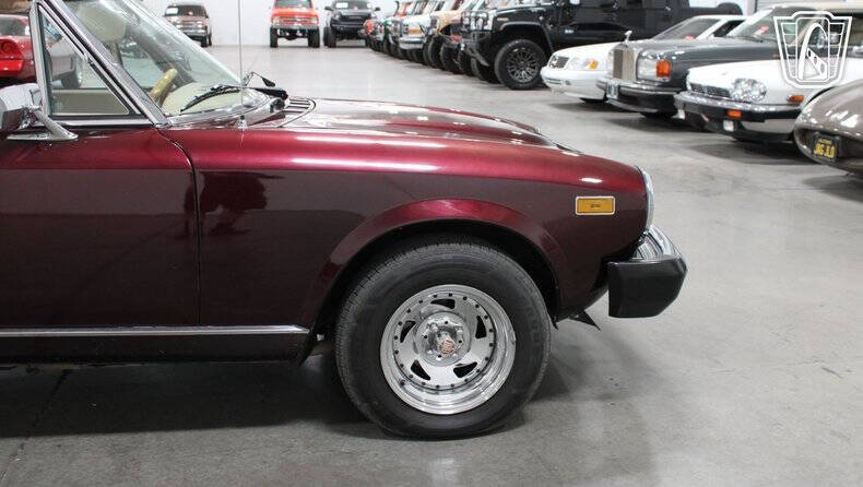 1982 FIAT 2000 Spider