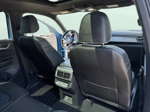 2024 Volkswagen Atlas Cross Sport SEL Premium R-Line 4Motion