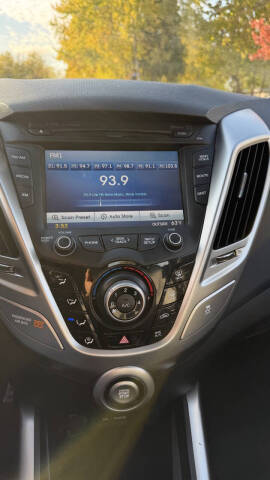 2012 Hyundai Veloster