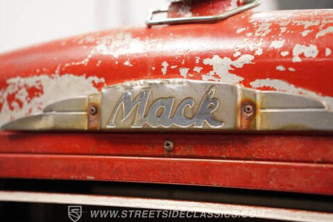 1960 Mack B-Series