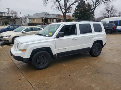 2016 Jeep Patriot for sale at Apollo Motors INC in Chicago IL