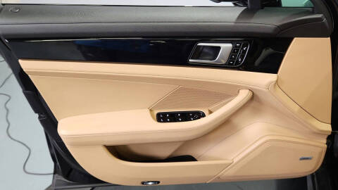 2018 Porsche Panamera 4S