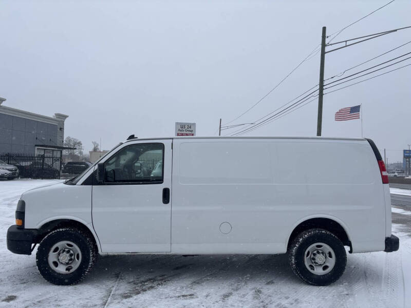 2021 Chevrolet Express 2500