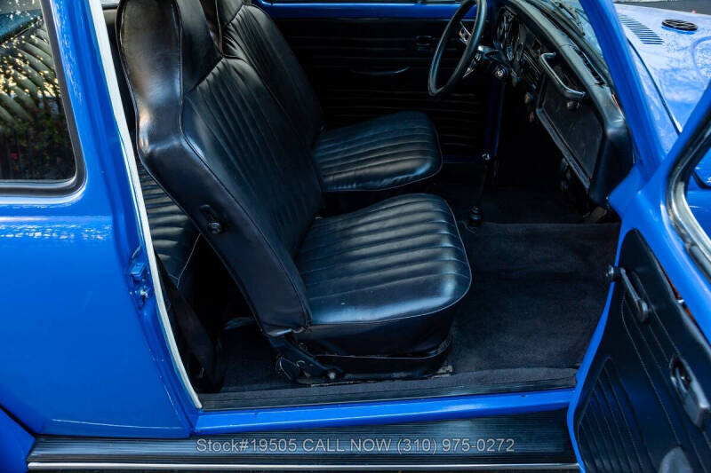 1972 Volkswagen Super Beetle