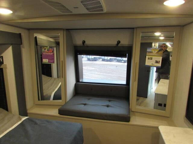 2024 Forest River T322 VIEW