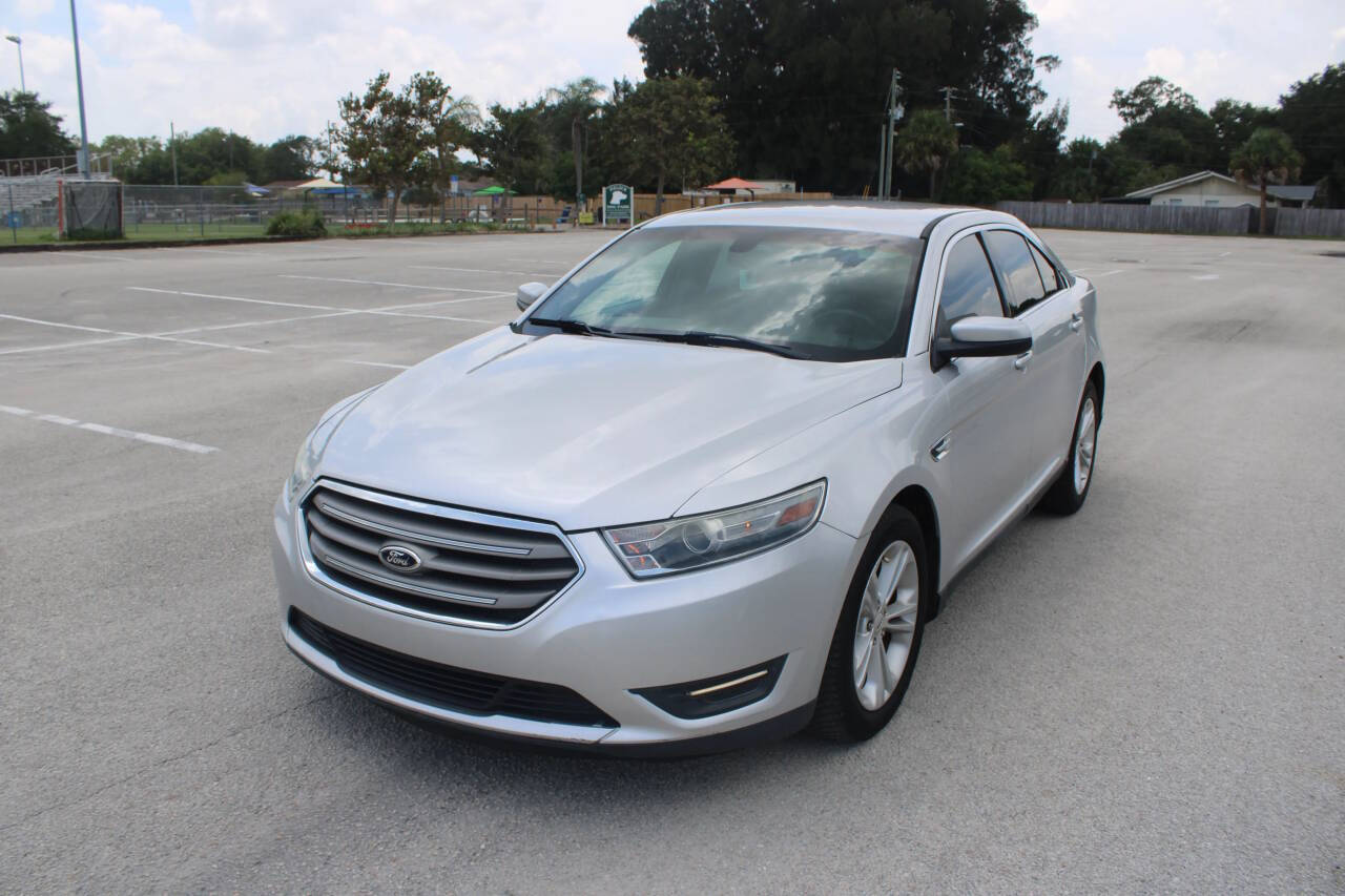 Silver 2013 Ford Taurus SEL SEL 4dr Sedan 2
