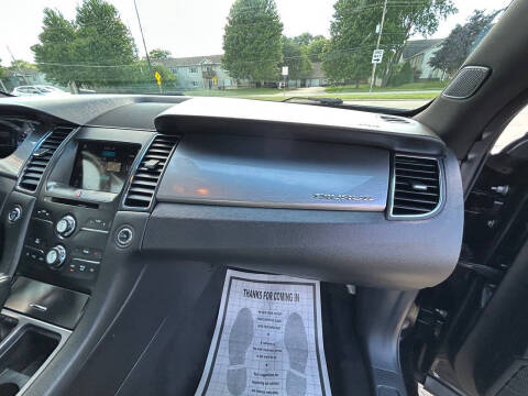 2019 Ford Taurus SEL