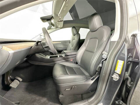 2025 Tesla Model Y Long Range