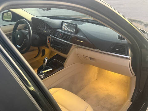 2015 BMW 3 Series 328i