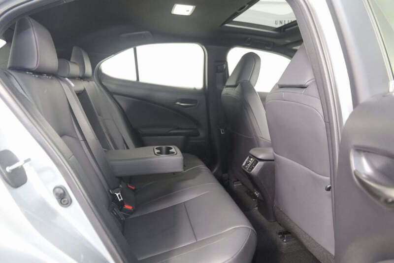 2023 Lexus UX 250h Premium