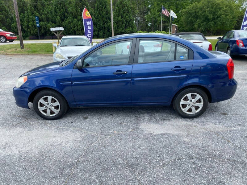 2009 Hyundai Accent for sale at L&M Auto Sales in Simpsonville SC