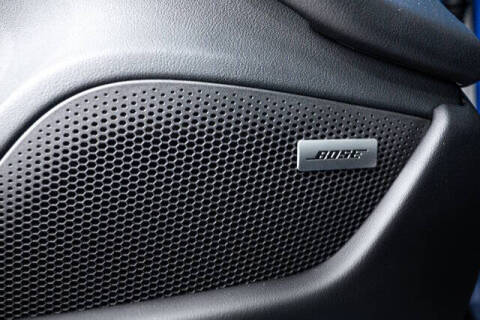 2025 Porsche Taycan Turbo GT w/ Weissach Package