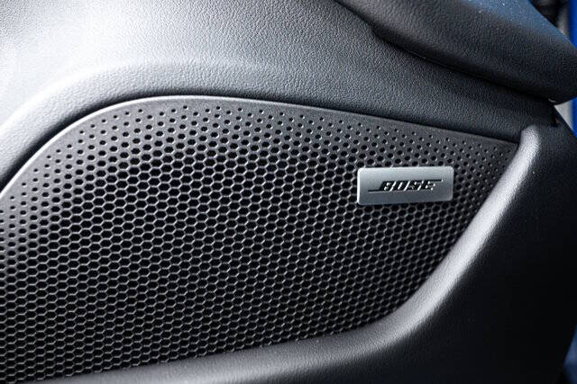 2025 Porsche Taycan Turbo GT w/ Weissach Package