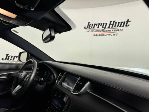 2023 Infiniti QX55 Essential