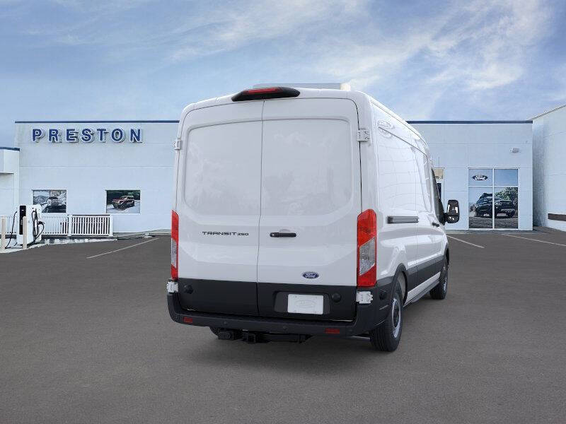 2026 Ford Transit 250