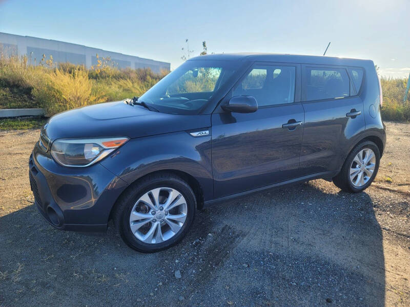 2015 Kia Soul +