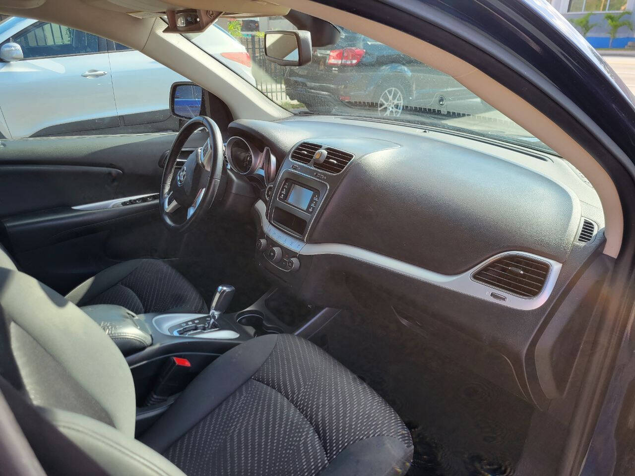 2018 Dodge Journey - $10,995