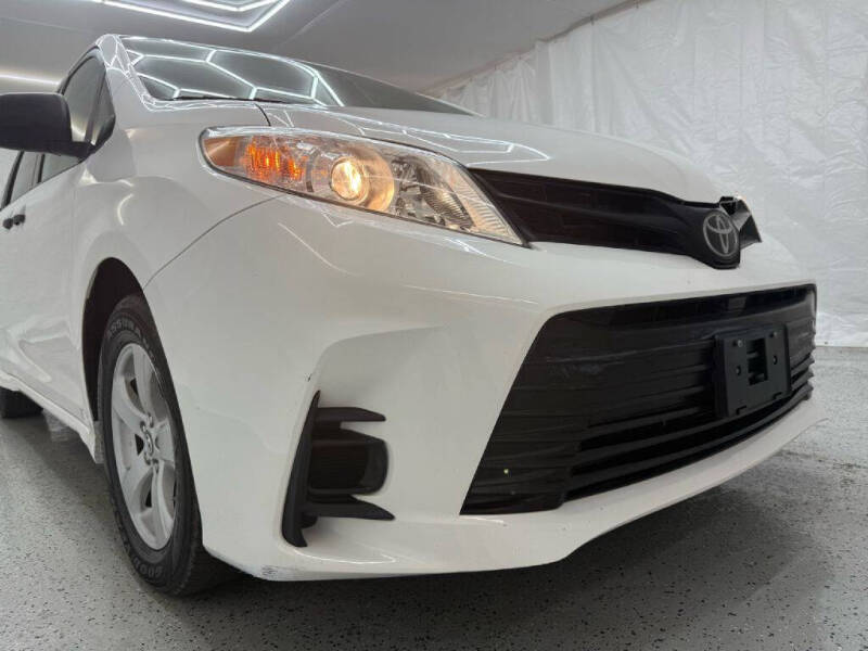 2020 Toyota Sienna L 7-Passenger