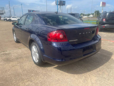 2014 Dodge Avenger SE