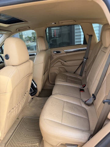 2013 Porsche Cayenne Tiptronic