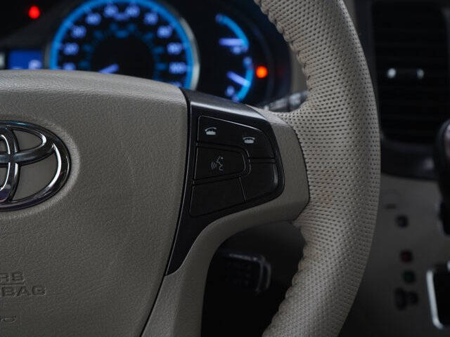 2014 Toyota Sienna XLE 7-Passenger