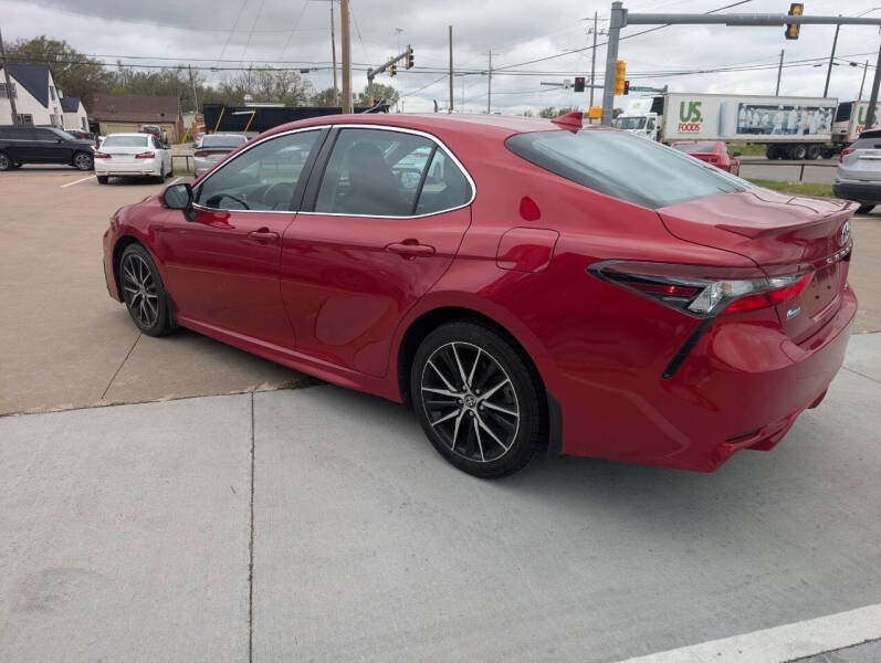 2023 Toyota Camry SE