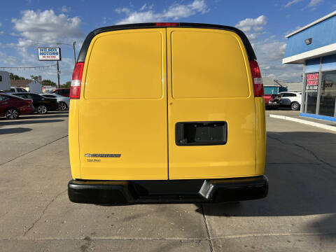 2019 Chevrolet Express 2500