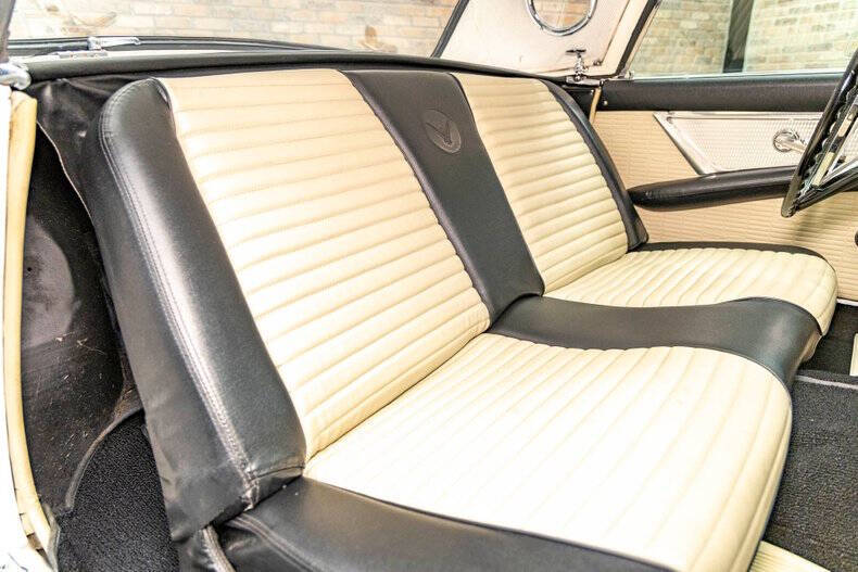 1957 Ford Thunderbird