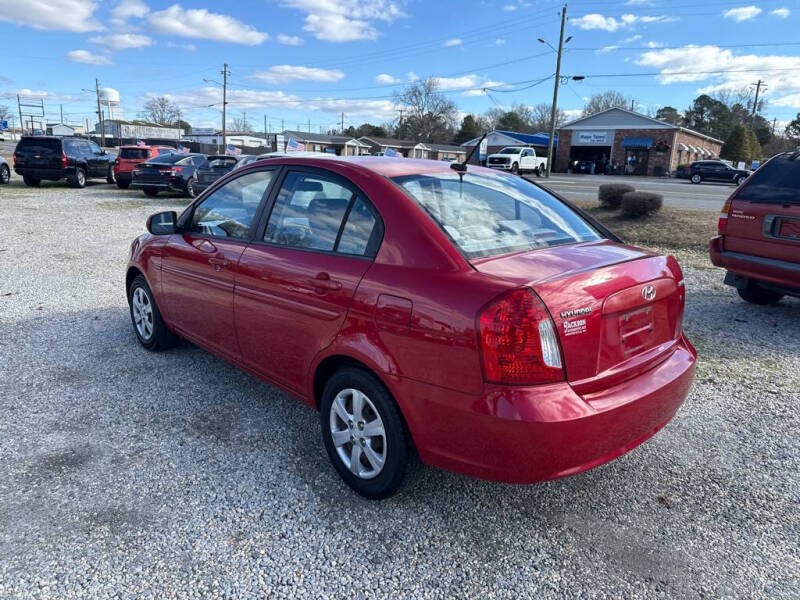 2011 Hyundai Accent GLS