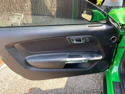 2019 Ford Mustang EcoBoost