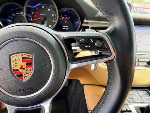 2017 Porsche Macan