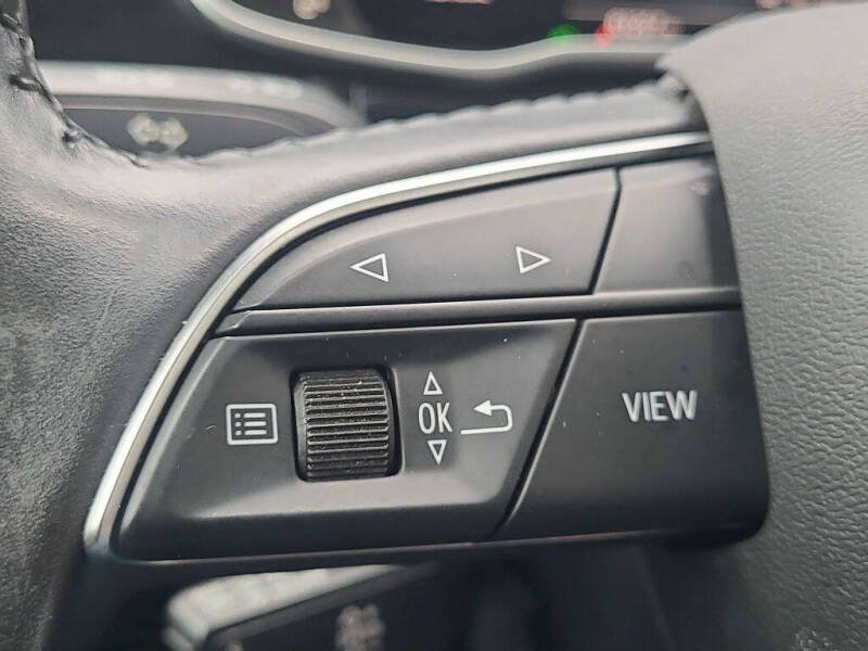 2020 Audi Q3 quattro Premium Plus 45 TFSI