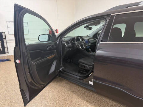 2017 GMC Acadia SLE-2
