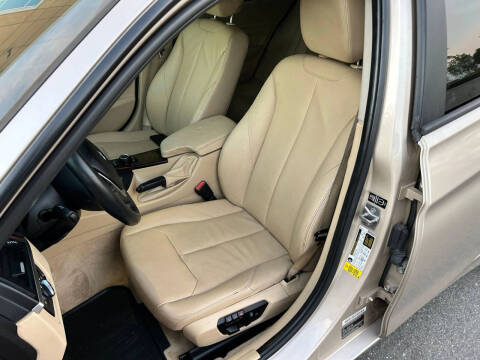 2014 BMW 3 Series 328i