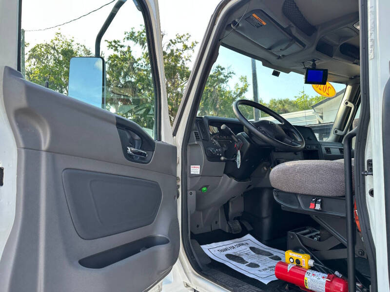 2020 International MV607