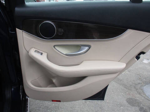 2016 Mercedes-Benz C-Class C 300 Luxury 4MATIC