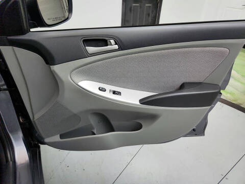 2014 Hyundai Accent GLS