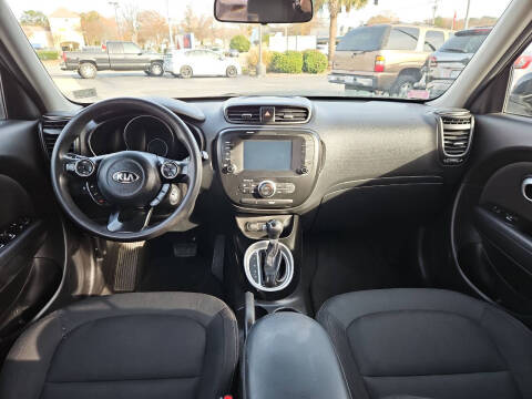 2018 Kia Soul +