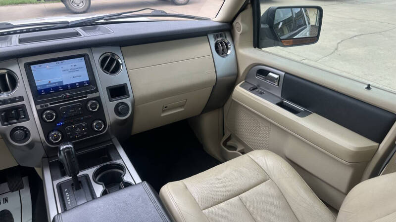 2017 Ford Expedition XLT