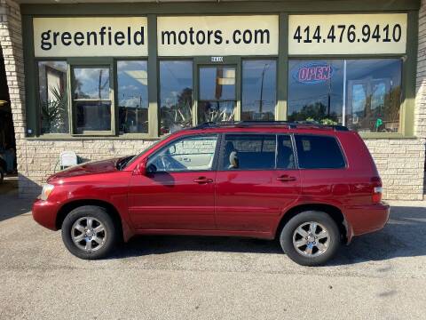 2004 Toyota Highlander for sale at GREENFIELD MOTORS in Milwaukee WI