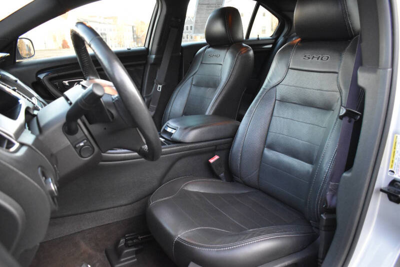 2013 Ford Taurus SHO