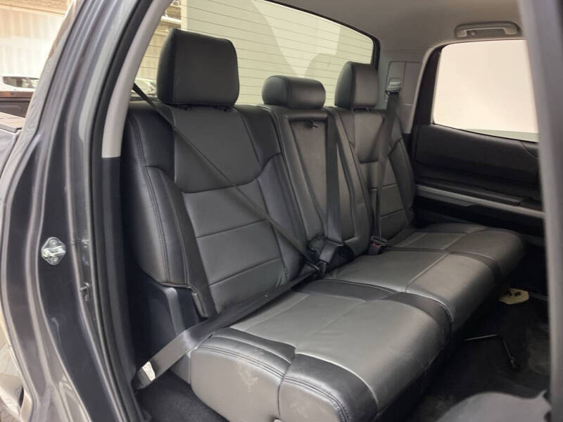 2018 Toyota Tundra SR5